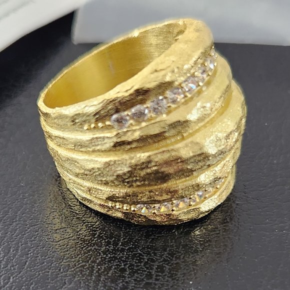 RIVKA FRIEDMAN Wide Hammered Band Ring - Size 8 - Picture 3 of 6